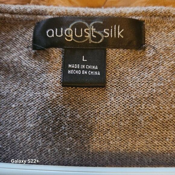 T57 August Silk knit top - Picture 4 of 10